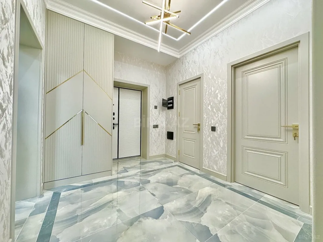 Satılır 3 otaqlı mənzil 70 m²