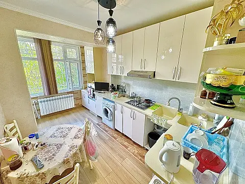 Satılır 3 otaqlı mənzil 85 m²