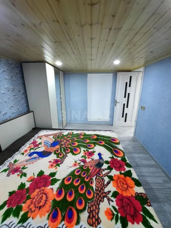 Satılır 6 otaqlı həyət evi 200 m²