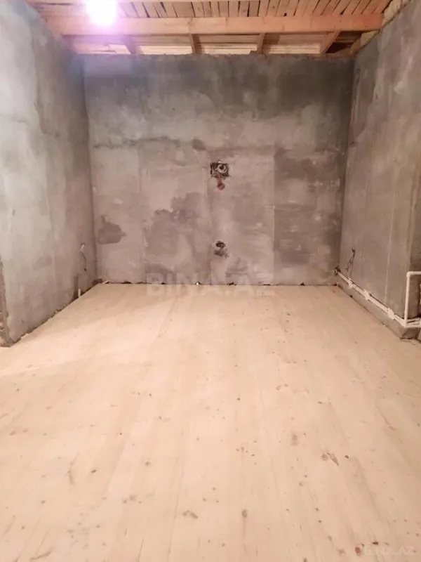 Satılır 6 otaqlı həyət evi 200 m²