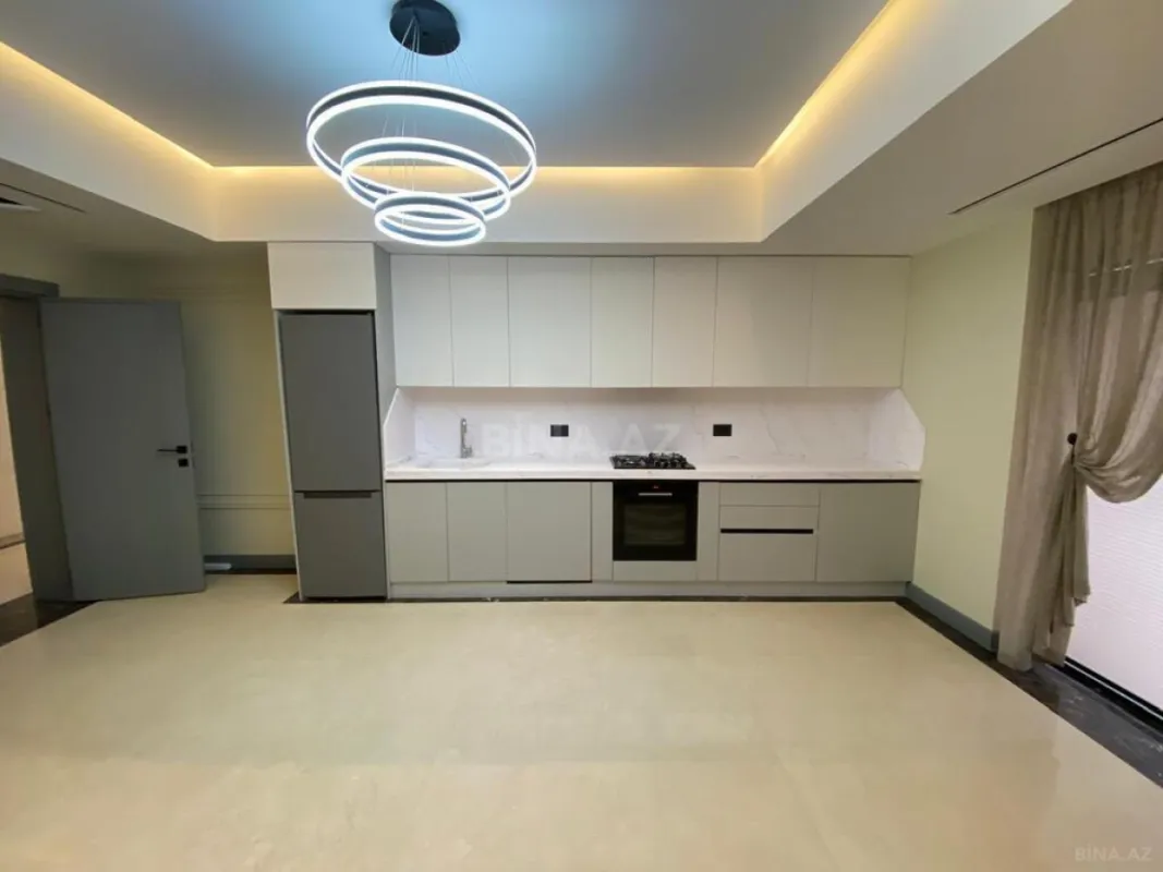 Satılır 2 otaqlı mənzil 84 m²