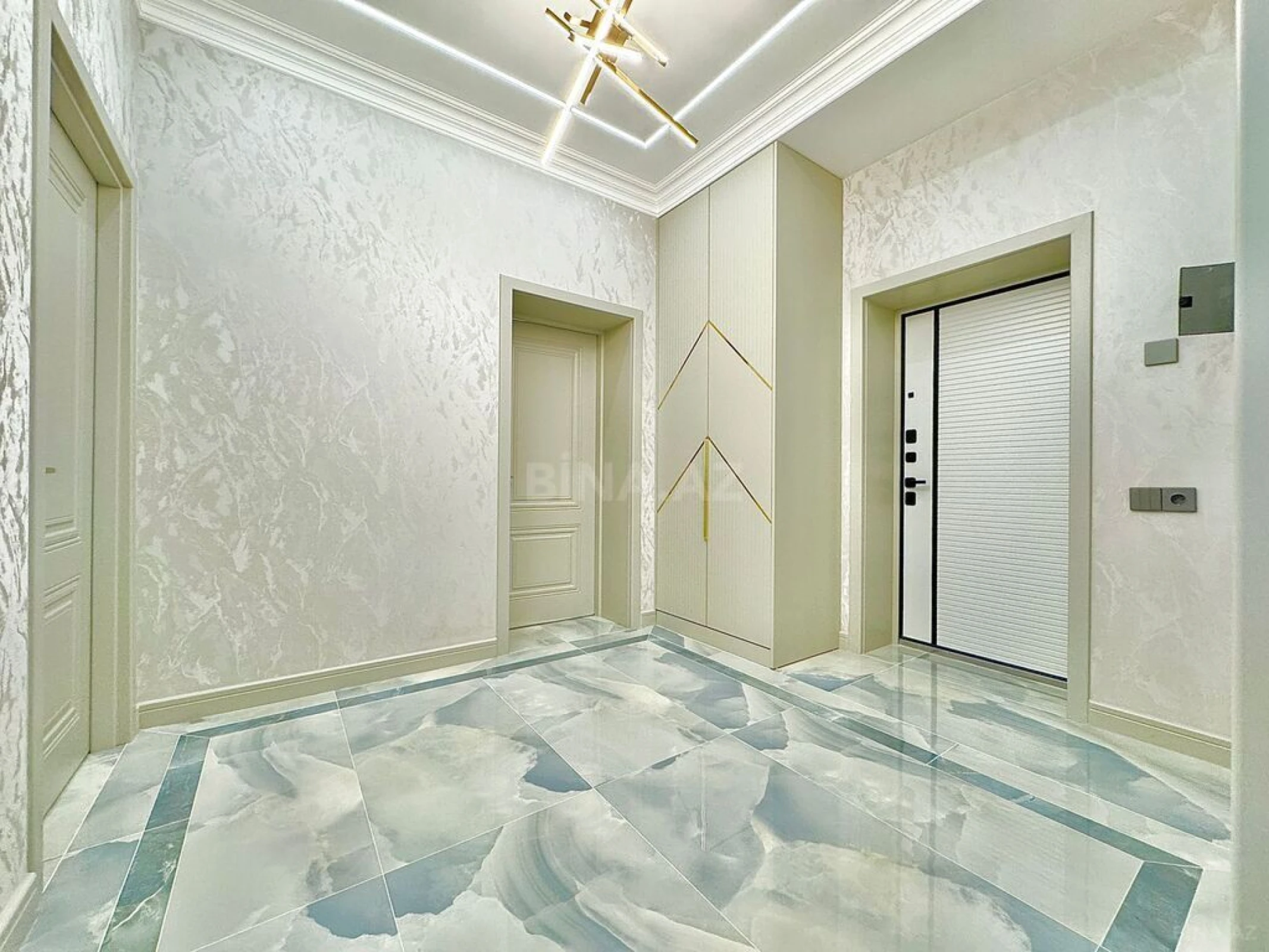 Satılır 3 otaqlı mənzil 70 m²