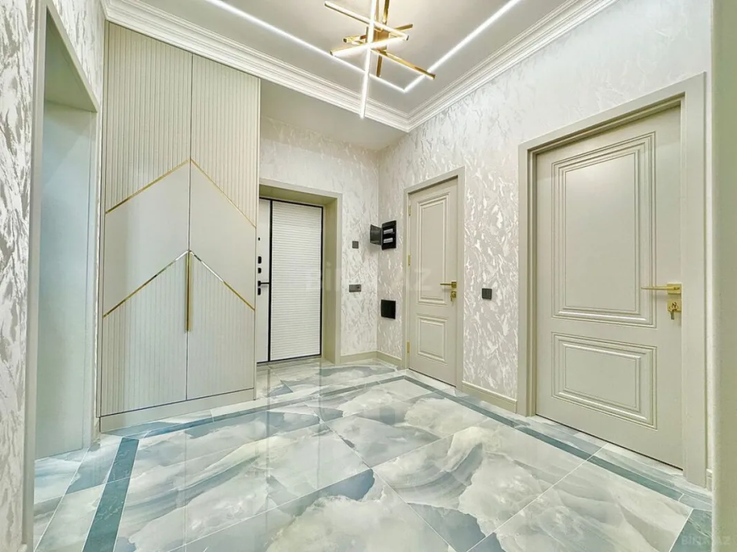 Satılır 3 otaqlı mənzil 70 m²