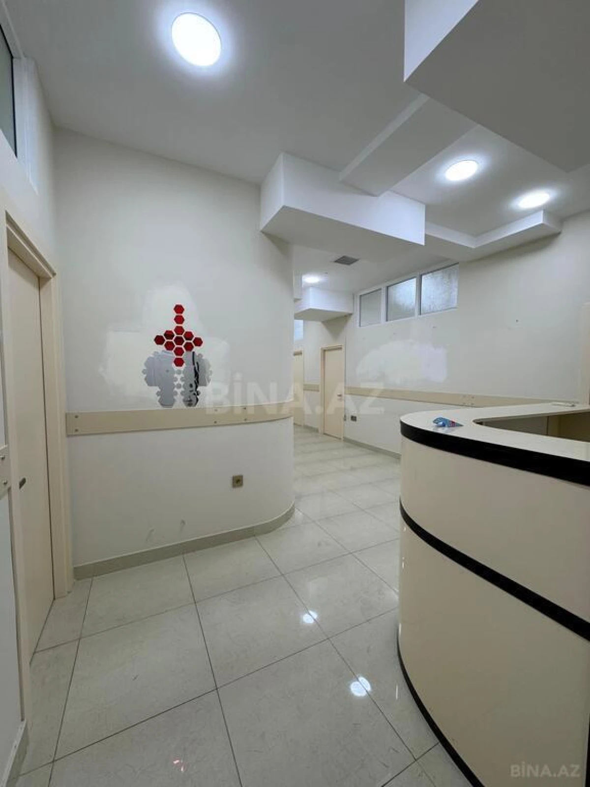 Kirayə verilir 7 otaqlı ofis 170 m²