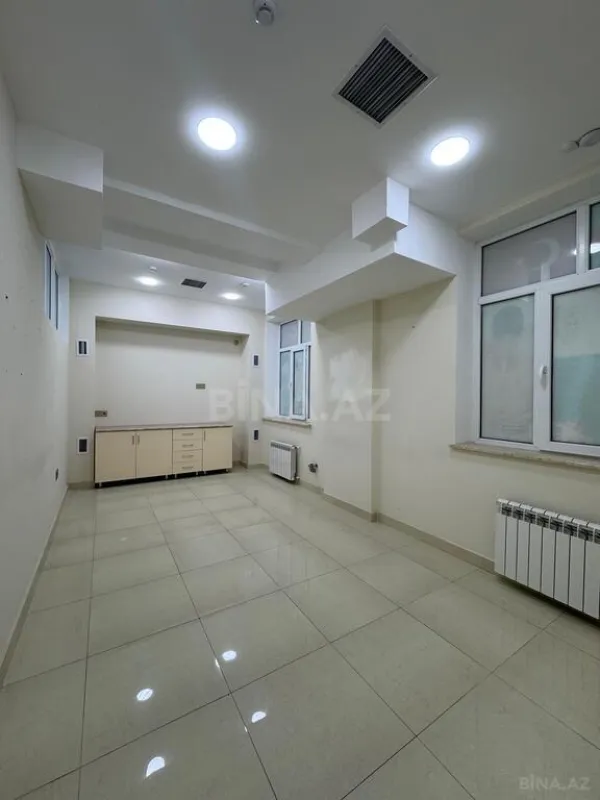 Kirayə verilir 7 otaqlı ofis 170 m²