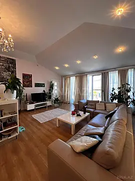 Satılır 6 otaqlı mənzil 432 m²