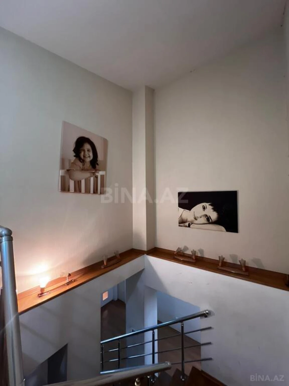 Satılır 6 otaqlı mənzil 432 m²