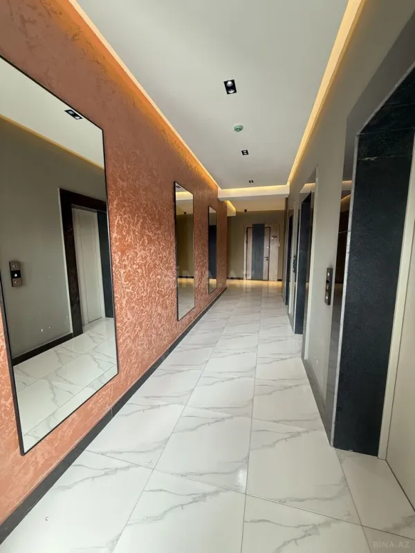 Satılır 1 otaqlı mənzil 65.6 m²