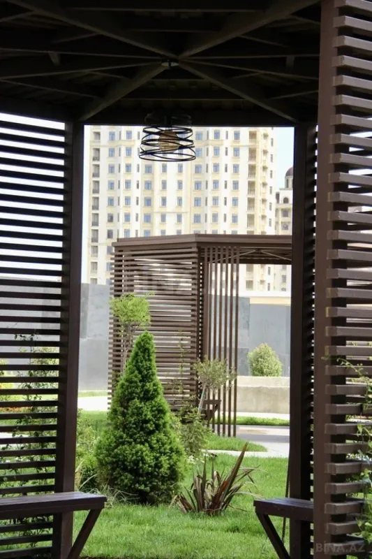 Satılır 1 otaqlı mənzil 65.6 m²