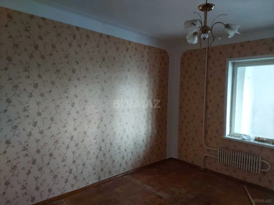 Satılır 4 otaqlı mənzil 100 m²