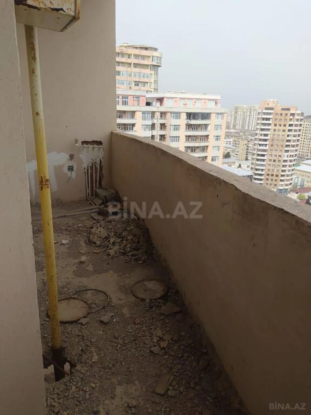 Satılır 2 otaqlı mənzil 111 m²