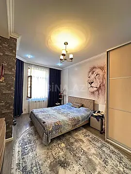 Satılır 3 otaqlı mənzil 137 m²