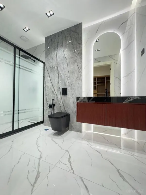 Satılır 6 otaqlı həyət evi 280 m²