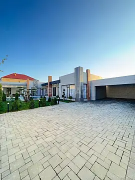 Satılır 6 otaqlı həyət evi 280 m²