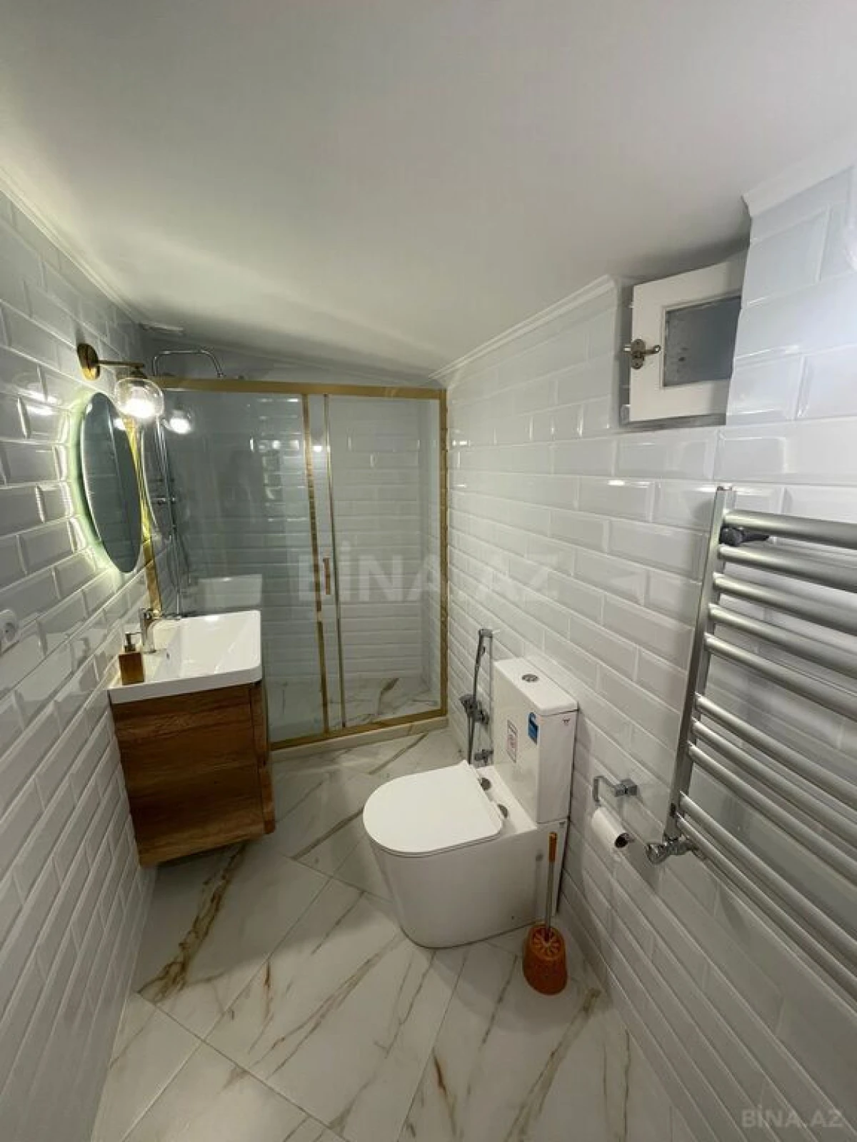 Kirayə verilir 5 otaqlı ofis 110 m²