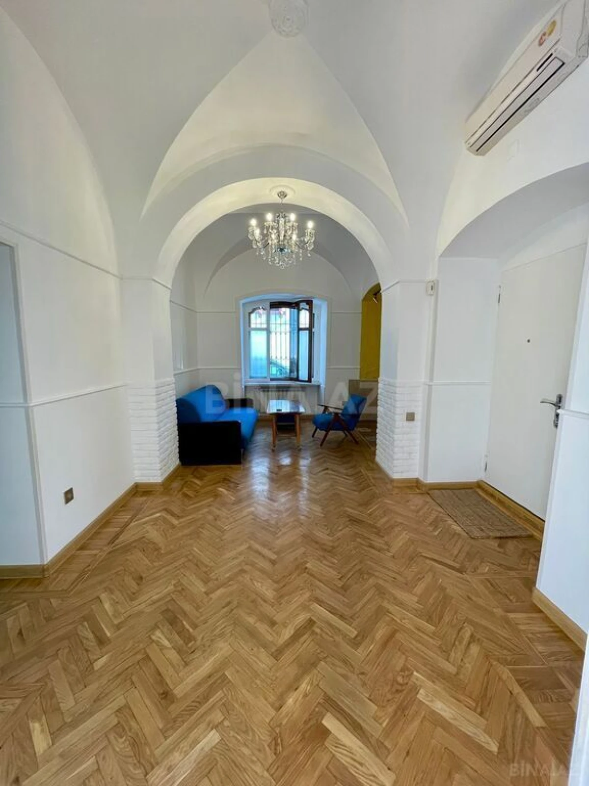 Kirayə verilir 5 otaqlı ofis 110 m²