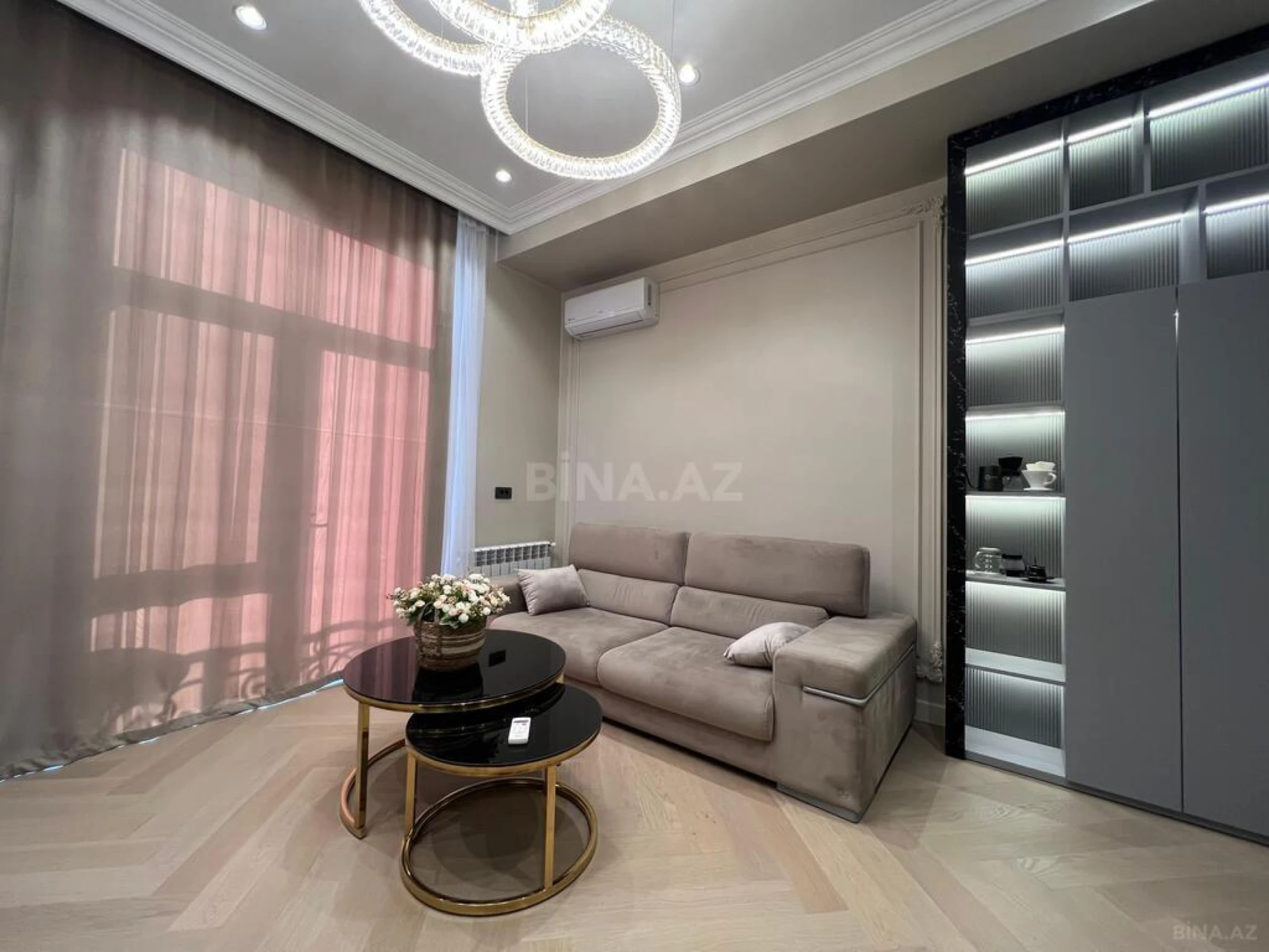 Kirayə verilir 2 otaqlı mənzil 60 m²