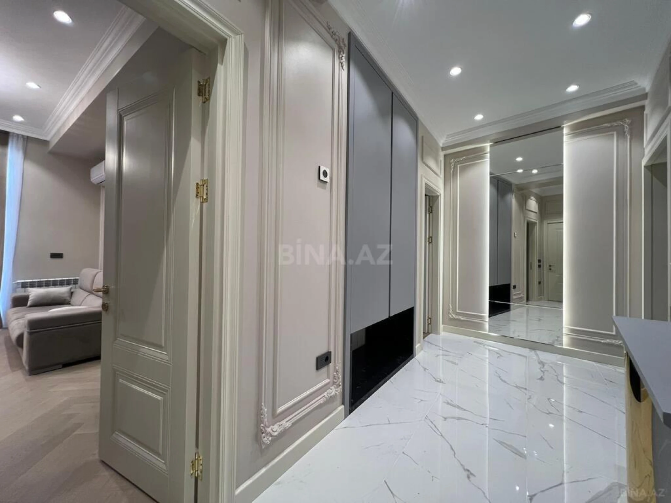 Kirayə verilir 2 otaqlı mənzil 60 m²