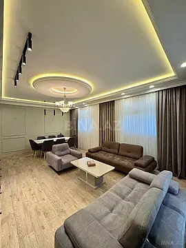 Satılır 4 otaqlı mənzil 178 m²