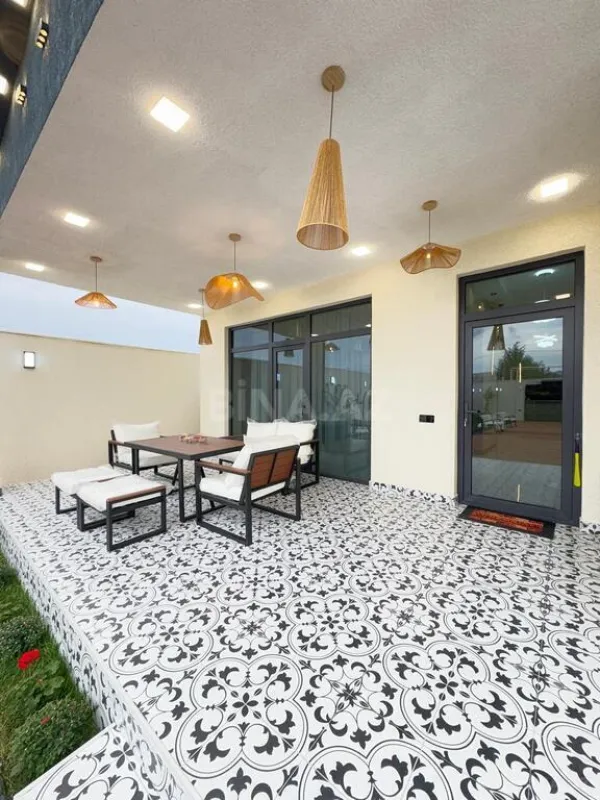 Satılır 4 otaqlı həyət evi 190 m²