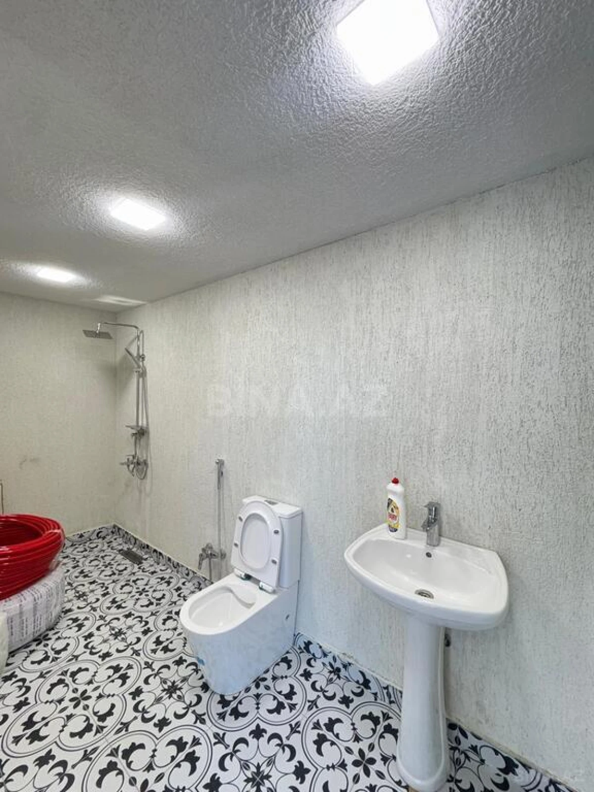Satılır 4 otaqlı həyət evi 190 m²