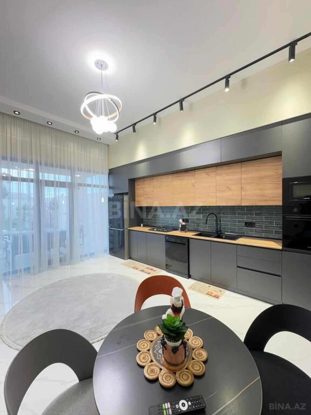 Satılır 4 otaqlı həyət evi 190 m²