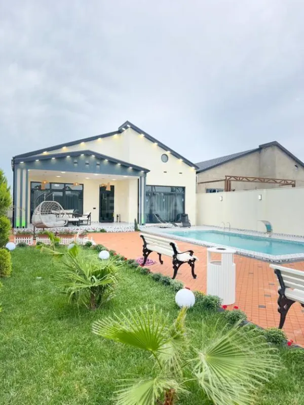 Satılır 4 otaqlı həyət evi 190 m²