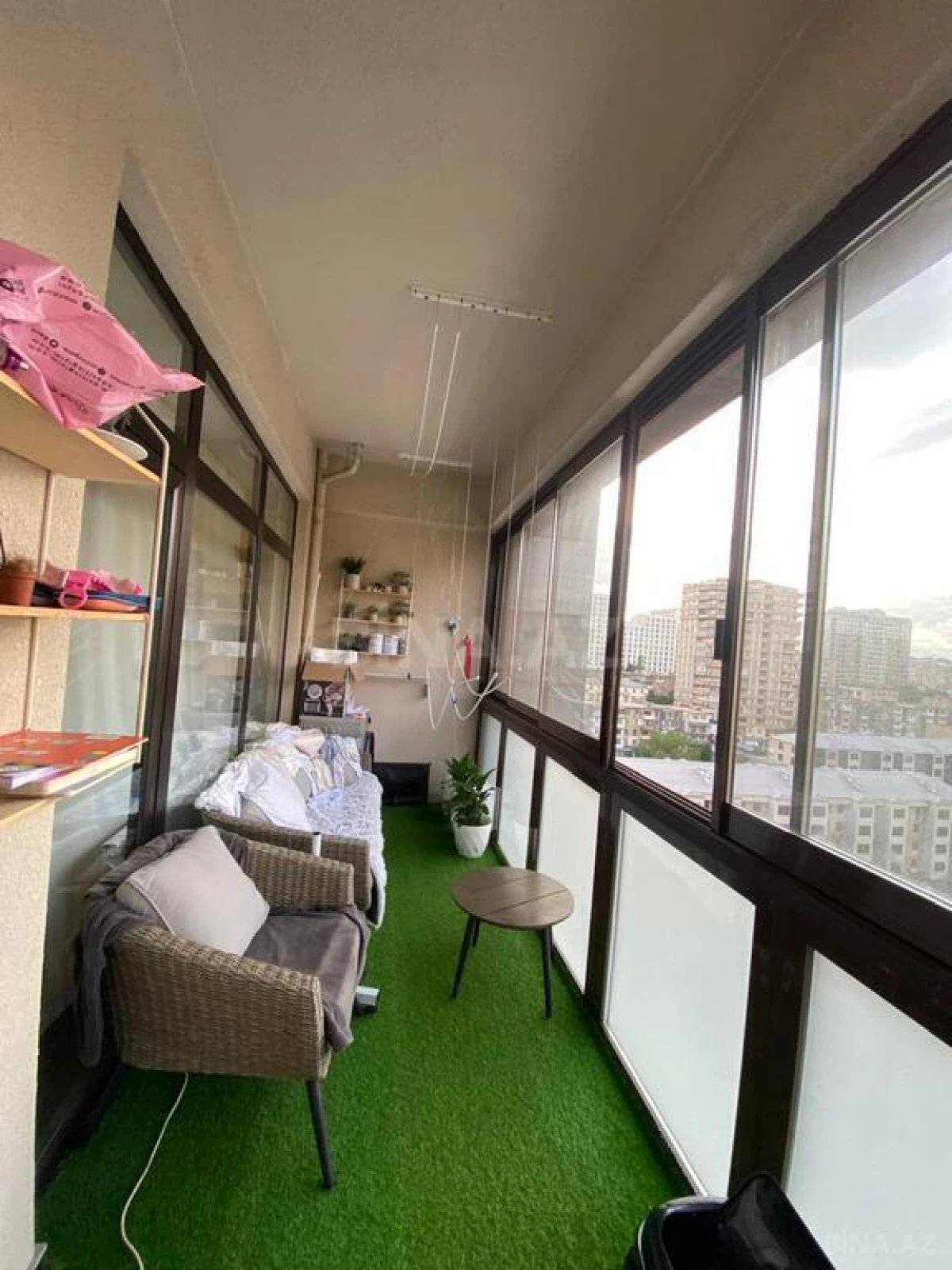 Satılır 3 otaqlı mənzil 128 m²