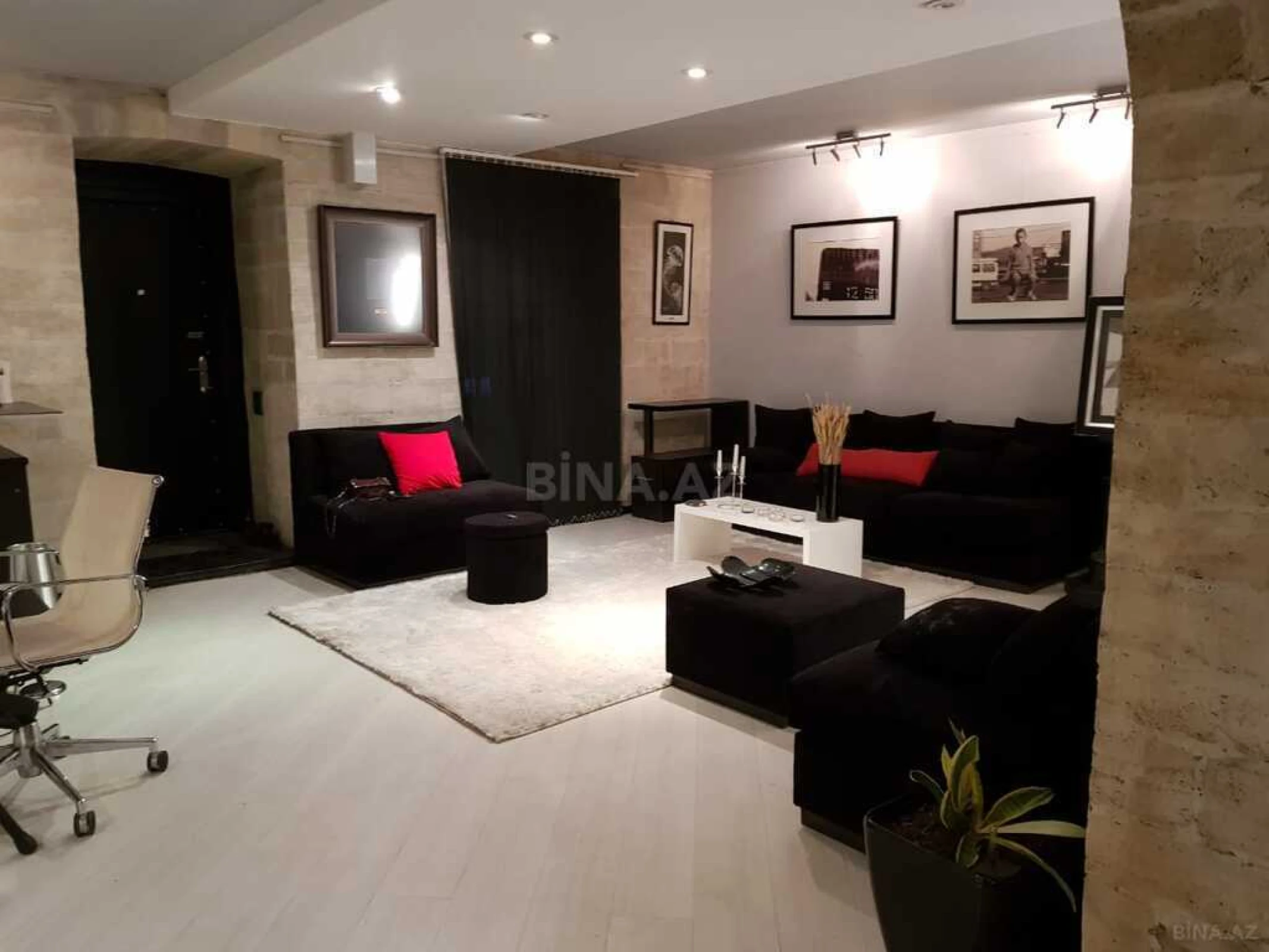 Satılır obyekt 100 m²