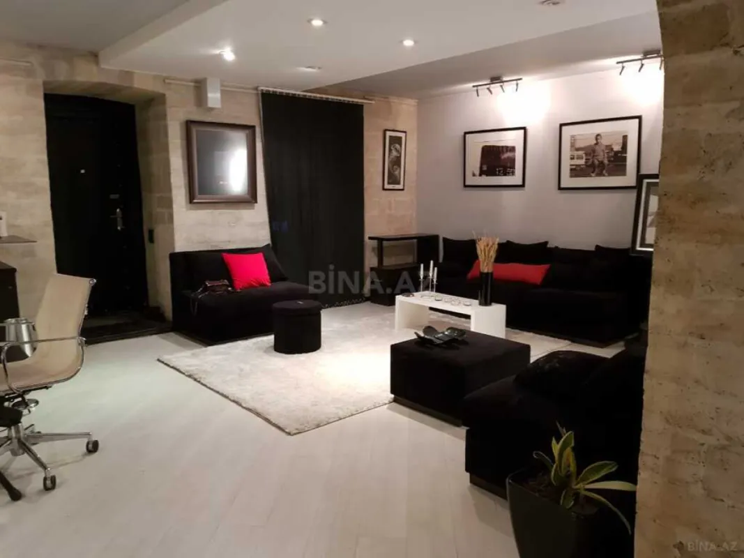 Satılır obyekt 100 m²