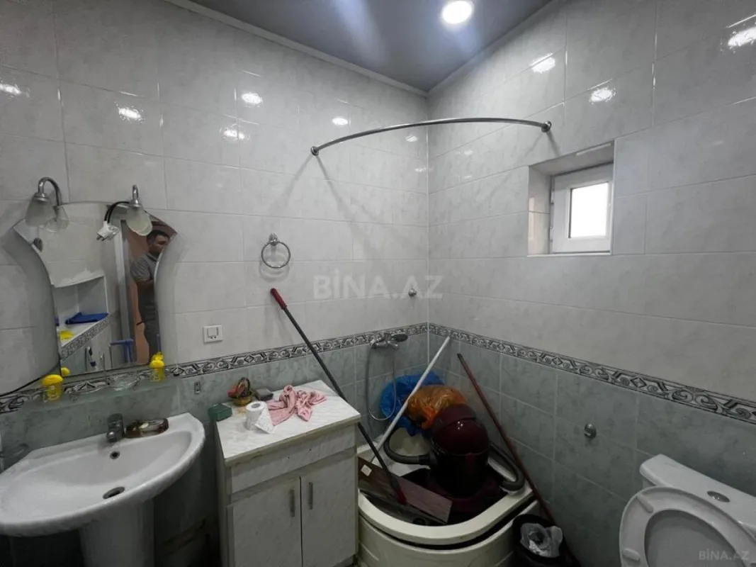 Kirayə verilir 2 otaqlı ofis 65 m²