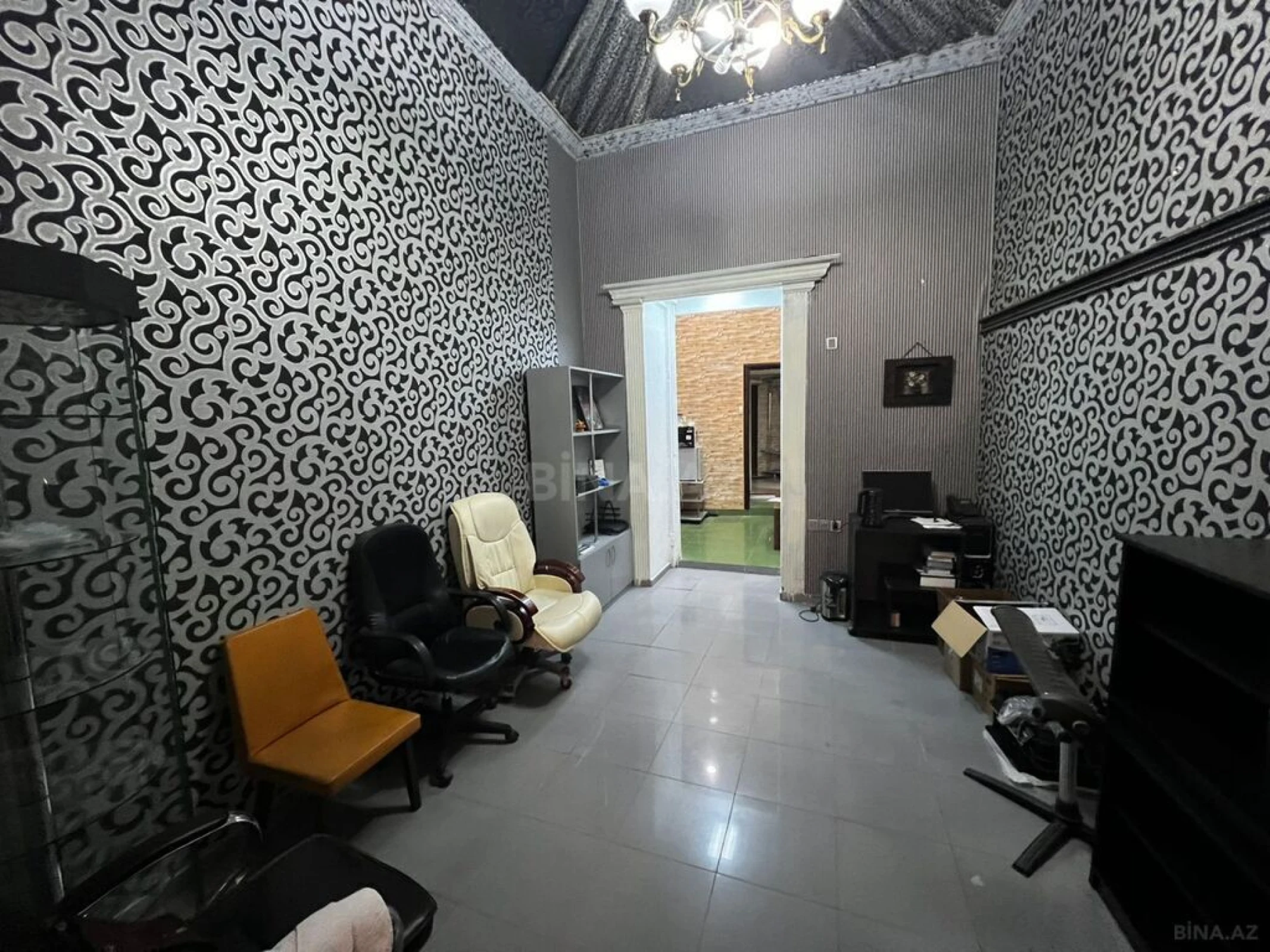 Kirayə verilir 2 otaqlı ofis 65 m²