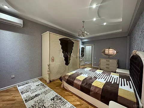 Satılır 3 otaqlı mənzil 140 m²