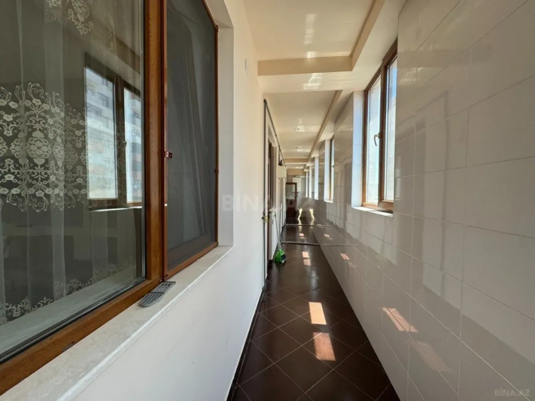 Satılır 3 otaqlı mənzil 140 m²