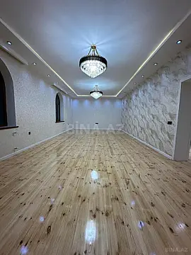 Satılır 6 otaqlı həyət evi 290 m²