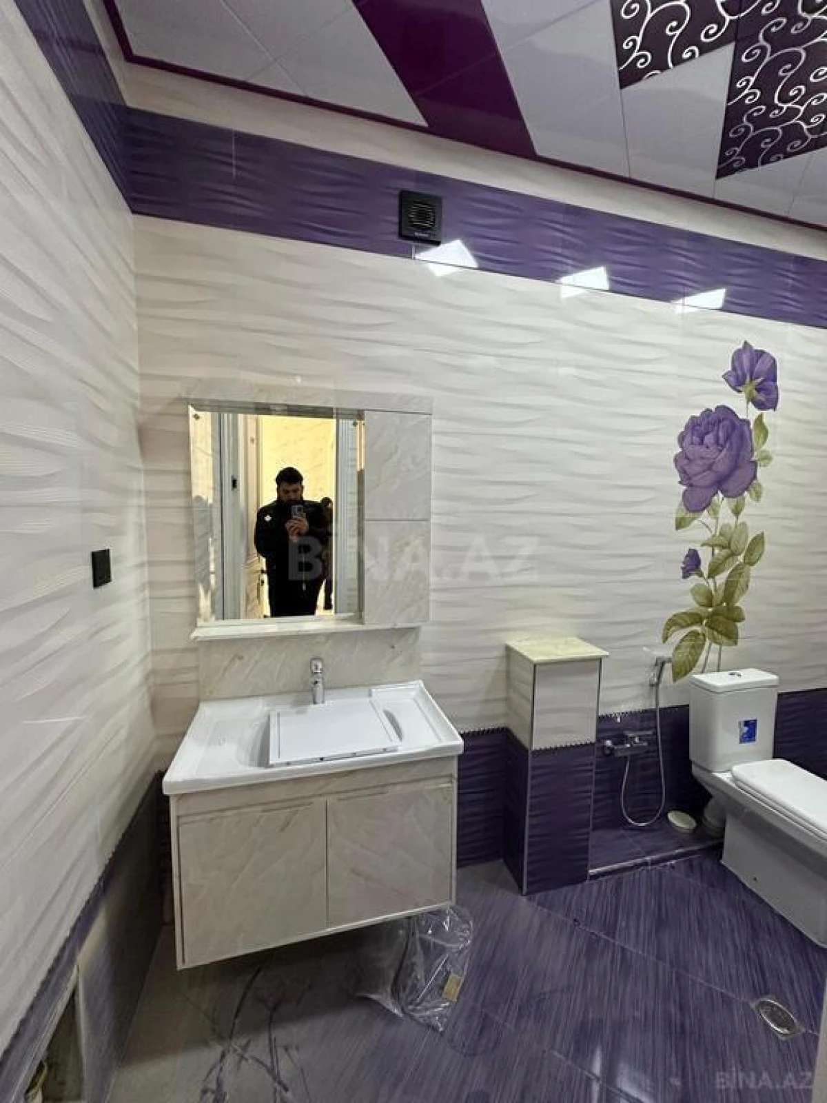 Satılır 6 otaqlı həyət evi 290 m²