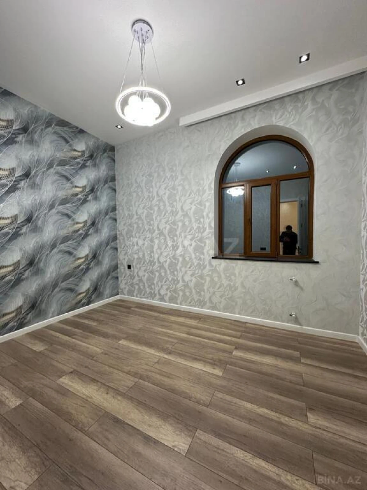 Satılır 6 otaqlı həyət evi 290 m²