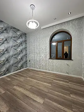 Satılır 6 otaqlı həyət evi 290 m²