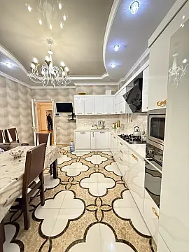 Kirayə verilir 3 otaqlı mənzil 145 m² — Bakı, Nərimanov 3 otaq 145.00 m²