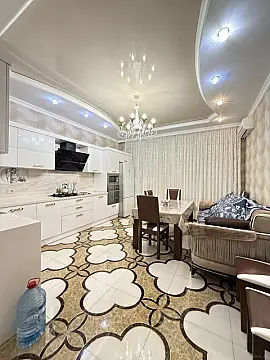 Kirayə verilir 3 otaqlı mənzil 145 m²