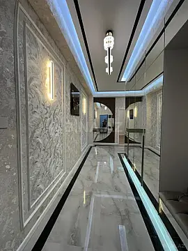 Satılır 3 otaqlı mənzil 127 m²