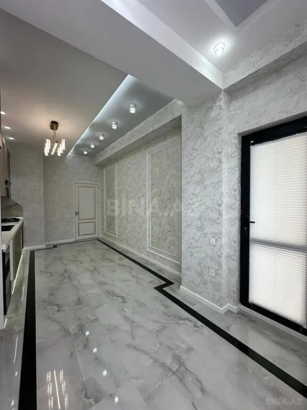 Satılır 3 otaqlı mənzil 127 m²