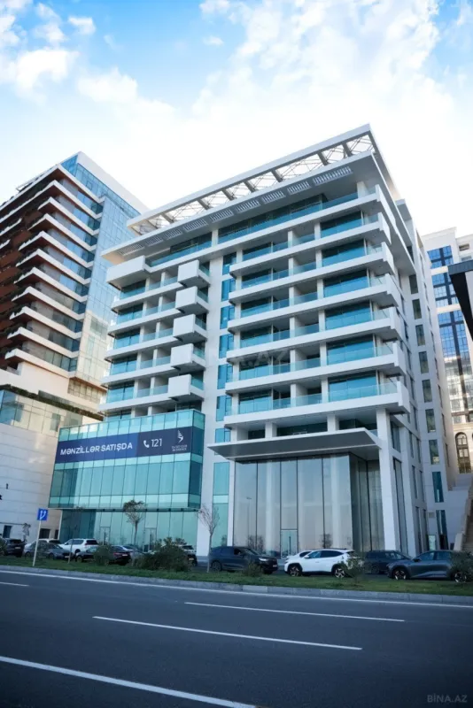 Satılır 4 otaqlı mənzil 238.2 m²