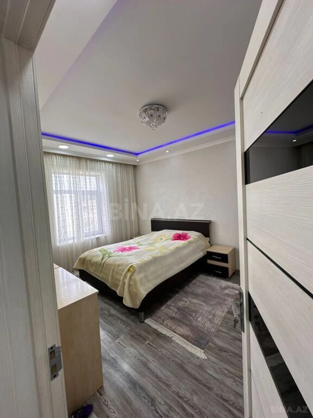Satılır 5 otaqlı həyət evi 140 m²