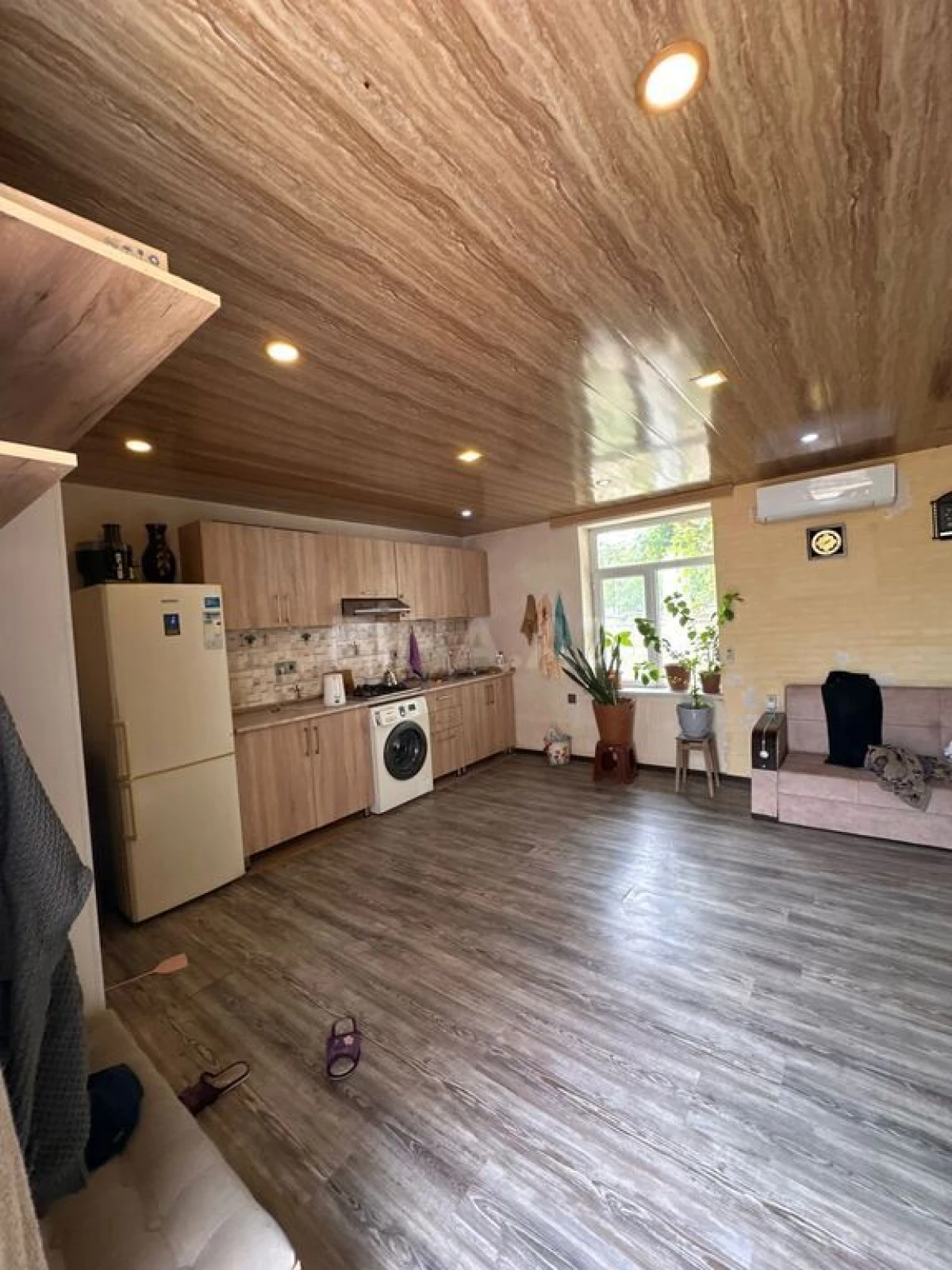 Satılır 5 otaqlı həyət evi 140 m²