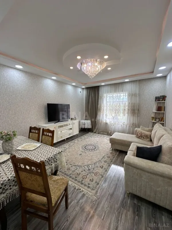 Satılır 5 otaqlı həyət evi 140 m²