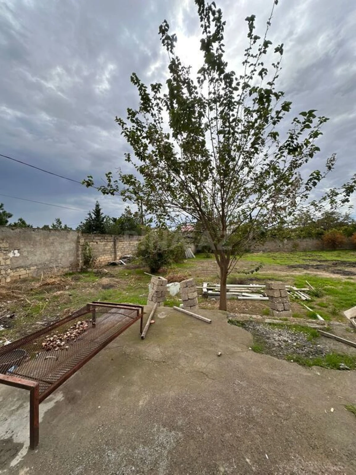 Satılır 5 otaqlı həyət evi 140 m²