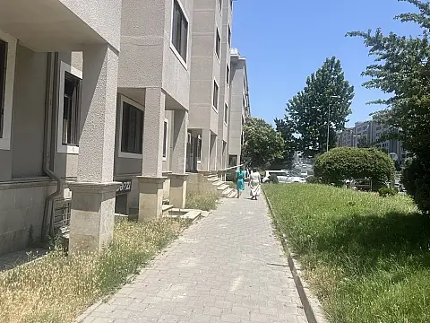 Satılır obyekt 70 m²