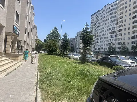 Satılır obyekt 70 m²