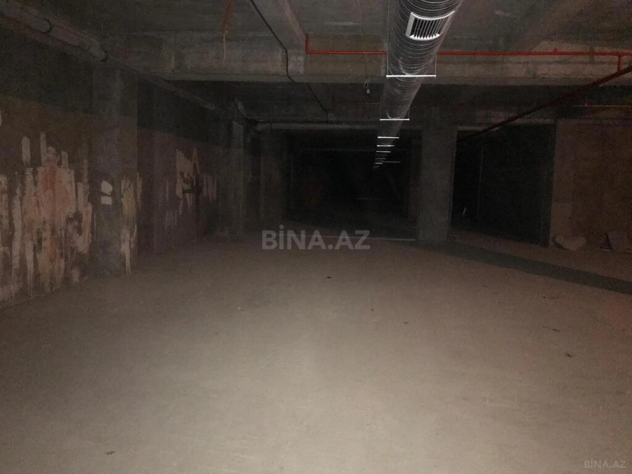 Kirayə verilir obyekt 900 m²